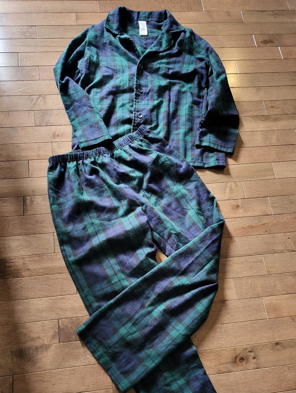 The Children's Place Green & Navy Plaid Flannel Pajama Set
